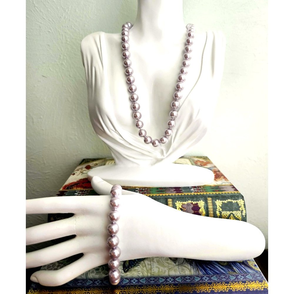 NWOT Lavendar Glass Pearl 18" Necklace & 8" Bracelet Set